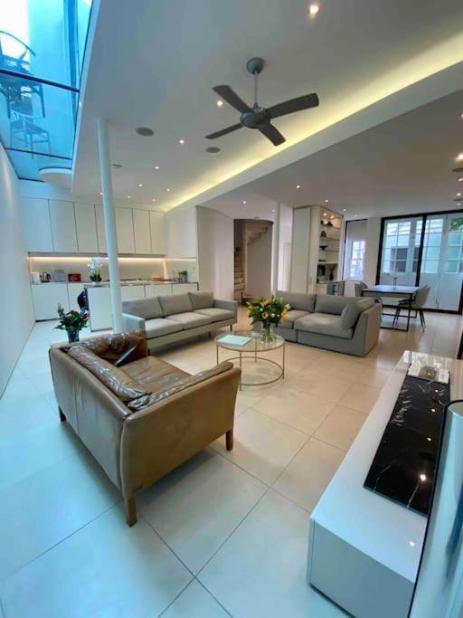 Casa vacanze Stunning 4 Bed Mews House With Patio